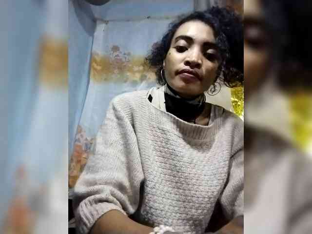 Shanya12 webcam