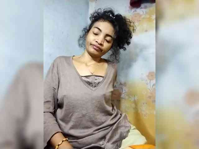 Shanya12 webcam