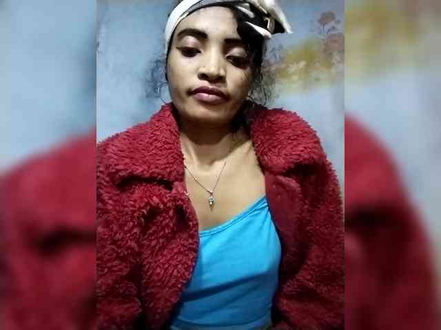 Shanya12 webcam