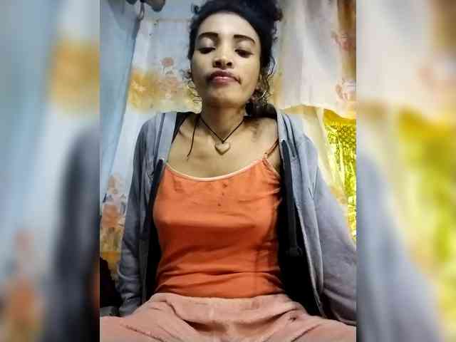 Shanya12 webcam