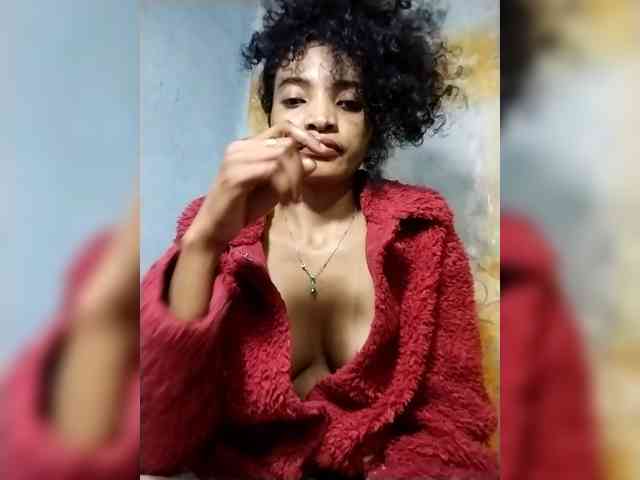 Shanya12 webcam