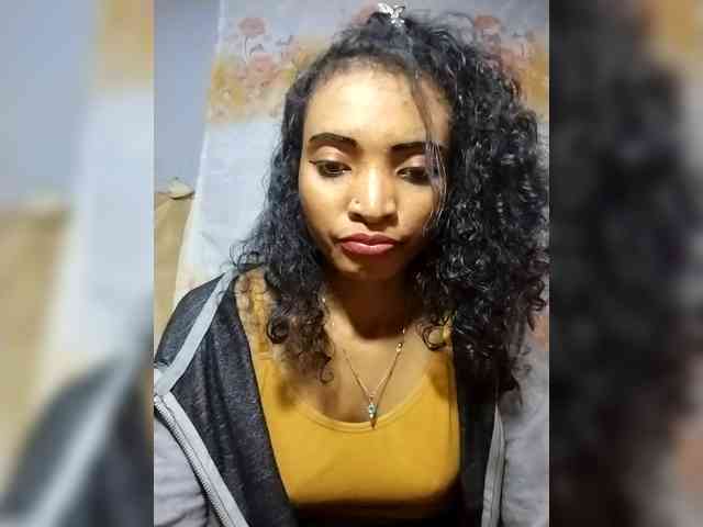 Shanya12 webcam