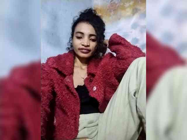 Shanya12 webcam