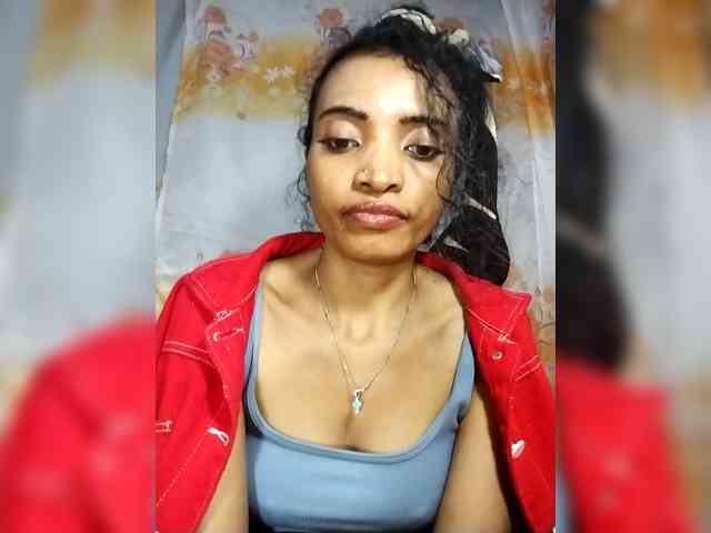Shanya12 webcam