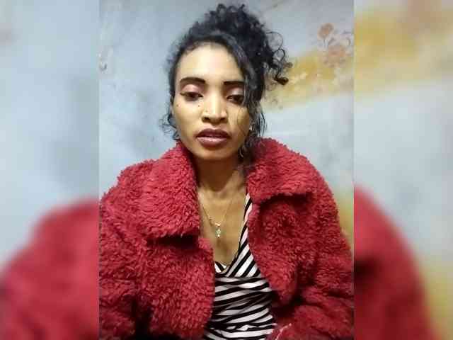 Shanya12 webcam