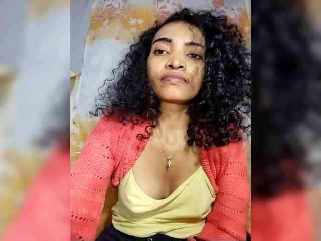 Shanya12 webcam