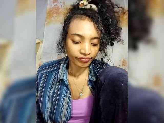 Shanya12 webcam
