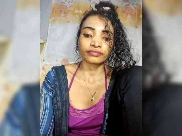 Shanya12 webcam