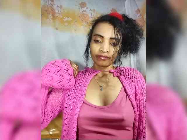 Shanya12 webcam