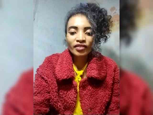 Shanya12 webcam