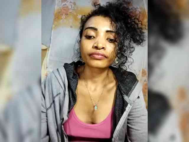 Shanya12 webcam
