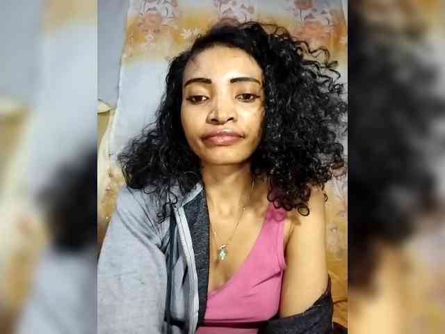 Shanya12 webcam