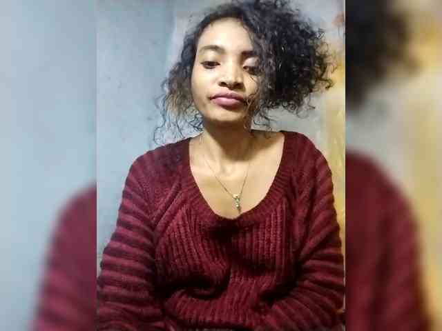Shanya12 webcam
