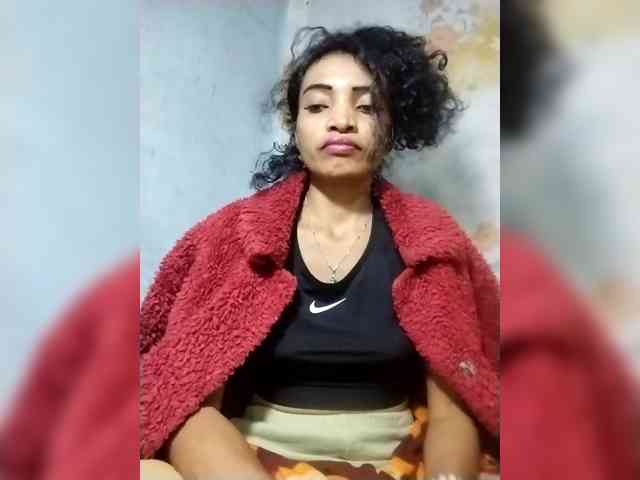Shanya12 webcam