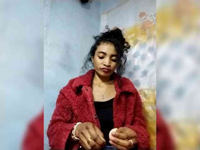 Shanya12 webcam