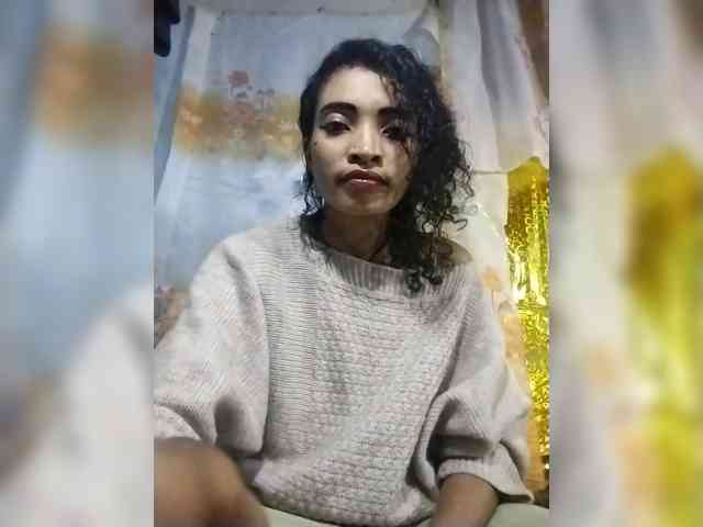 Shanya12 webcam