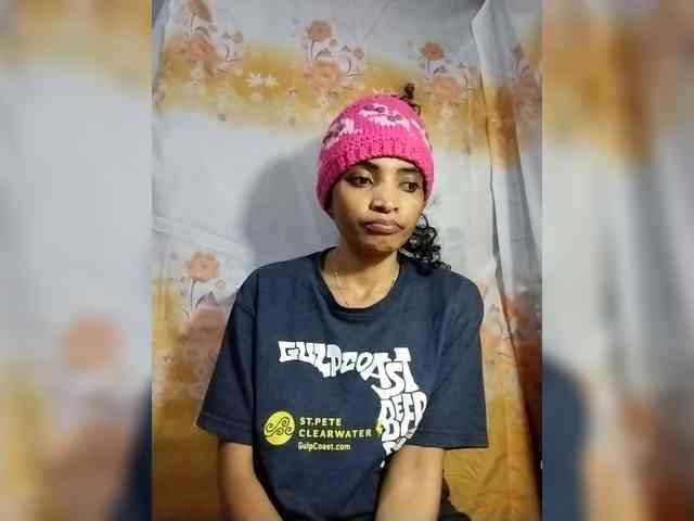 Shanya12 webcam