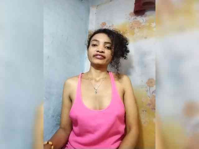 Shanya12 webcam