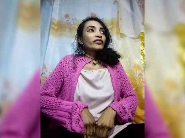 Shanya12 webcam