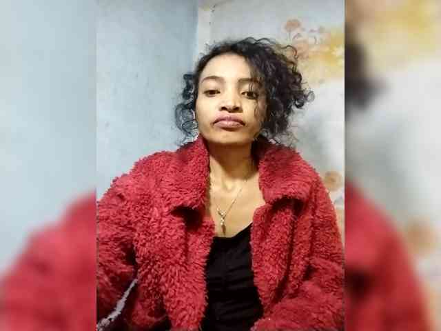 Shanya12 webcam