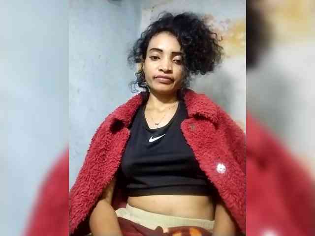Shanya12 webcam