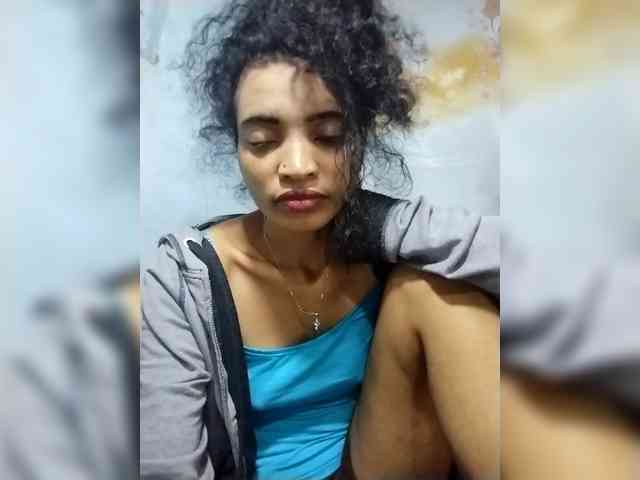 Shanya12 webcam
