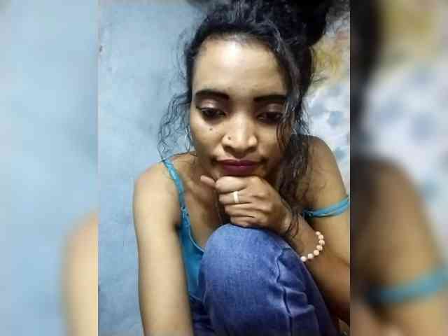 Shanya12 webcam