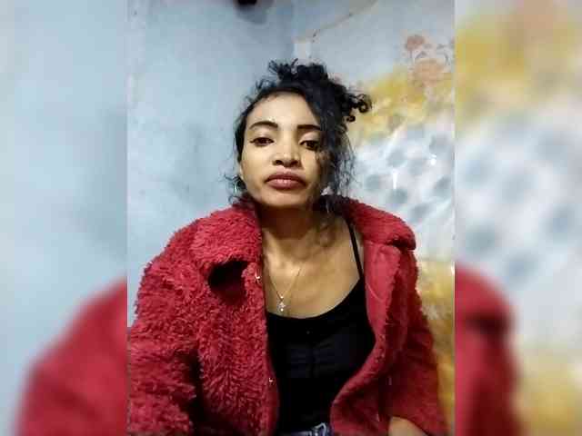 Shanya12 webcam