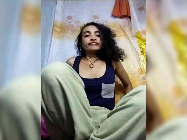 Shanya12 webcam