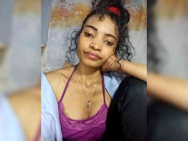 Shanya12 webcam