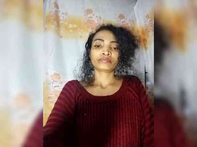 Shanya12 webcam