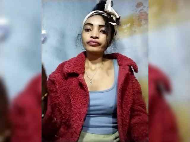 Shanya12 webcam