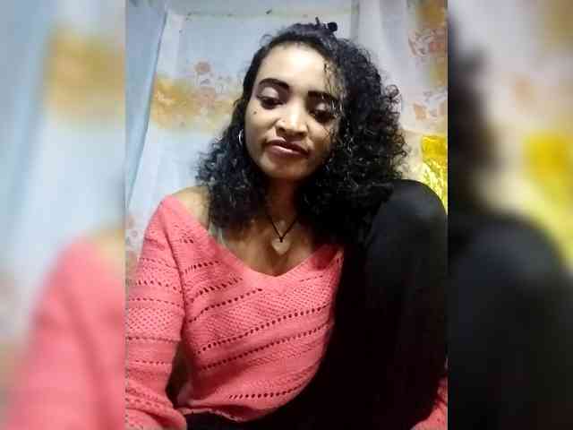 Shanya12 webcam