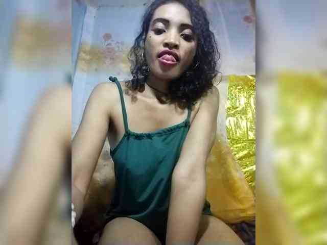 Shanya12 webcam