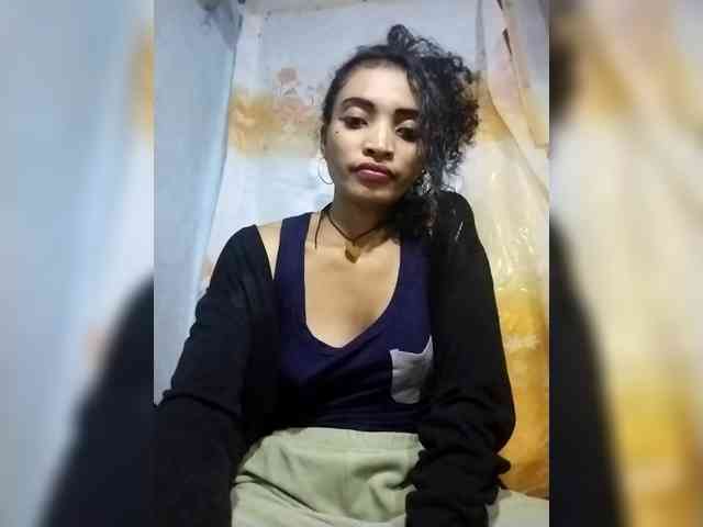 Shanya12 webcam