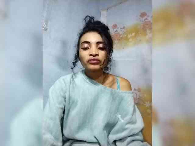 Shanya12 webcam