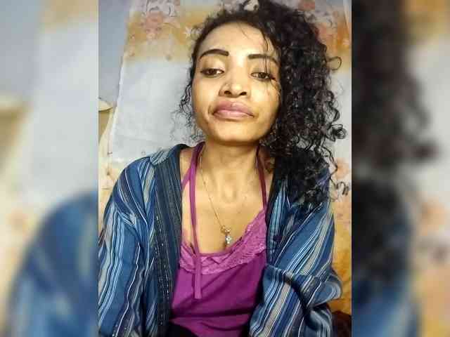 Shanya12 webcam