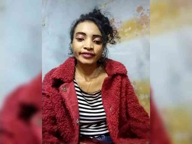Shanya12 webcam