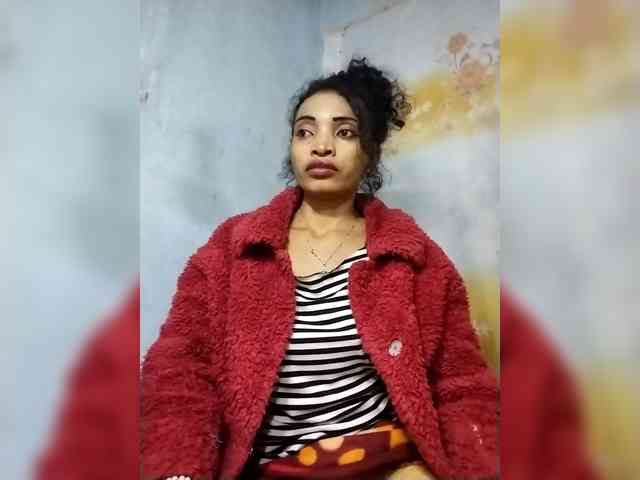 Shanya12 webcam