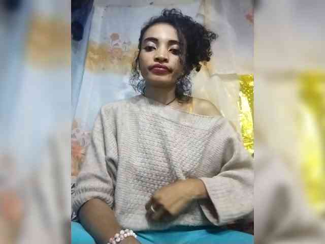 Shanya12 webcam