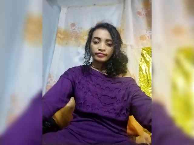 Shanya12 webcam