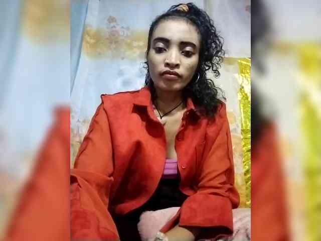 Shanya12 webcam