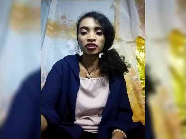 Shanya12 webcam
