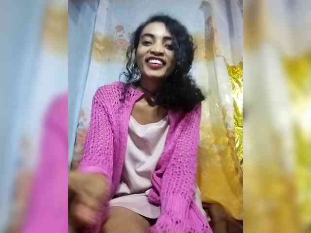 Shanya12 webcam