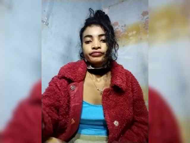 Shanya12 webcam