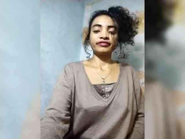 Shanya12 webcam