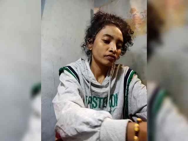 Shanya12 webcam