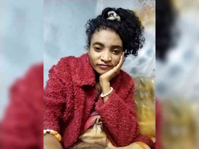 Shanya12 webcam