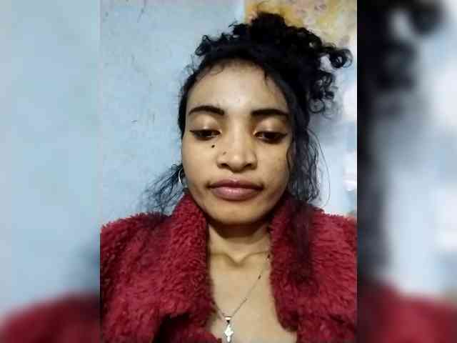 Shanya12 webcam