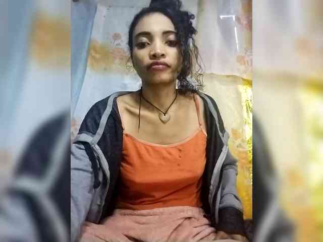 Shanya12 webcam